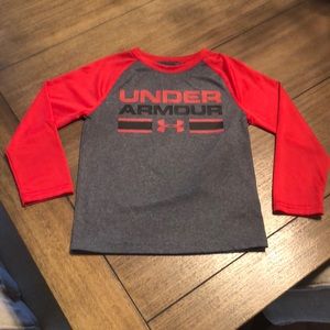 BOYS Under Armour Long Sleeve